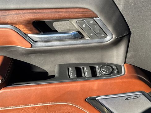 Used 2024 GMC Sierra 3500 Denali Ultimate image 28