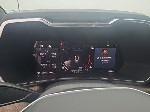 Certified 2025 GMC Canyon Denali image 20