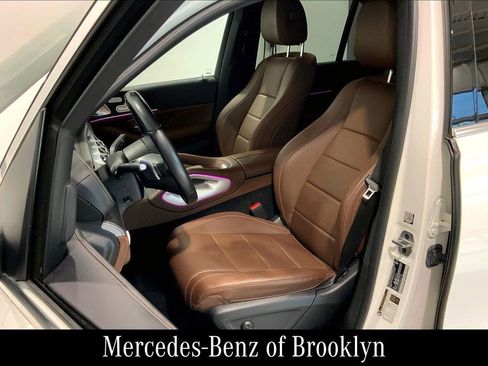 Used 2024 Mercedes-Benz GLE 350 4MATIC image 9