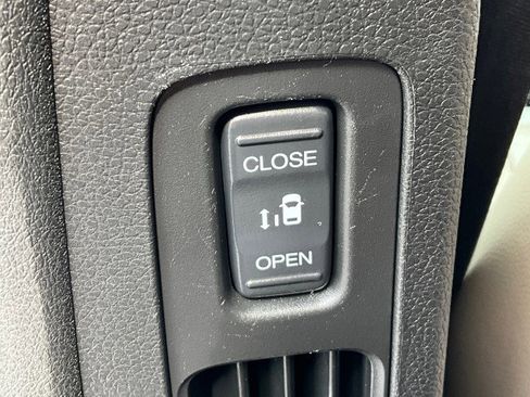 Used 2023 Honda Odyssey Touring image 37