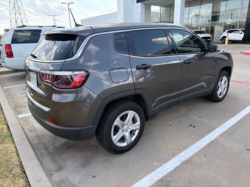 Used 2023 Jeep Compass Sport AWD/4WD image 5