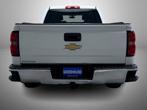 Used 2018 Chevrolet Silverado 1500 LT w/ Trailering Package AWD/4WD image 6