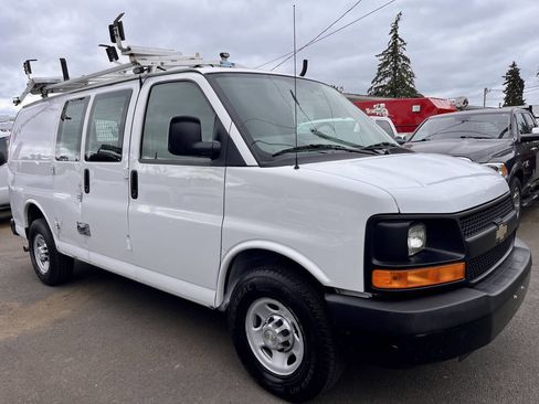 Used 2013 Chevrolet Express 2500 RWD image 7