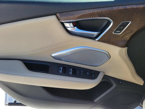 Certified 2024 Acura RDX SH-AWD w/ Advance Package image 16