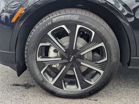 New 2026 Lincoln Nautilus Reserve image 10