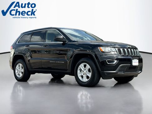 Used 2017 Jeep Grand Cherokee Laredo AWD/4WD image 1