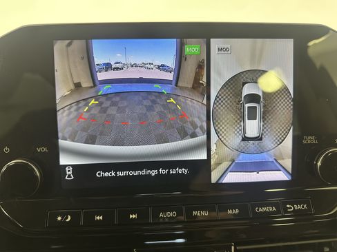 Used 2025 Nissan Pathfinder Platinum w/ Cargo Package FWD image 22