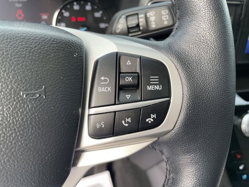 Certified 2022 Ford Explorer Limited w/ Equipment Group 301A AWD/4WD image 16