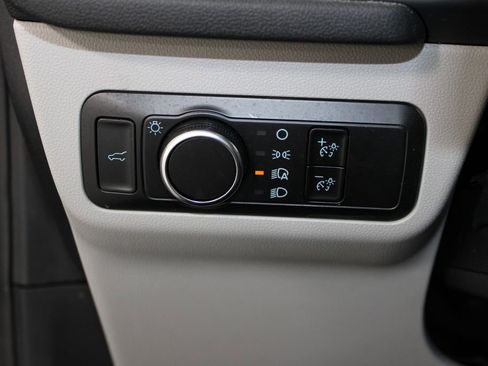 Used 2023 Ford Escape Active image 39