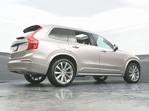 Used 2023 Volvo XC90 B6 Plus image 50