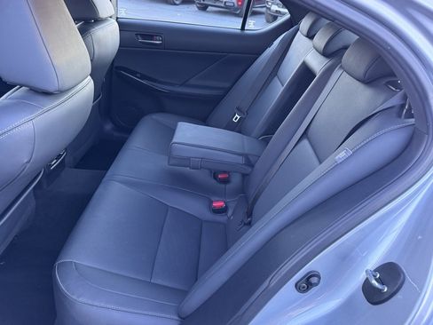 Used 2022 Lexus IS 300 image 28