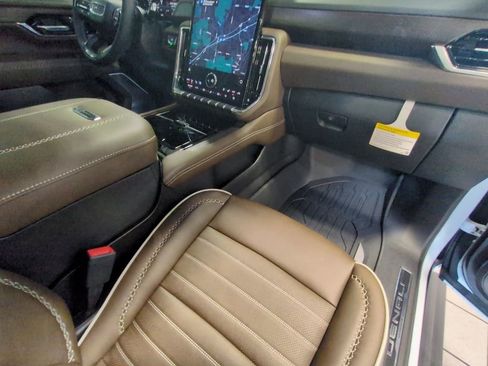 Used 2026 GMC Yukon XL Denali Ultimate image 25