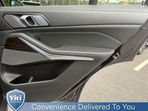 Used 2024 BMW X5 xDrive40i w/ Premium Package image 26