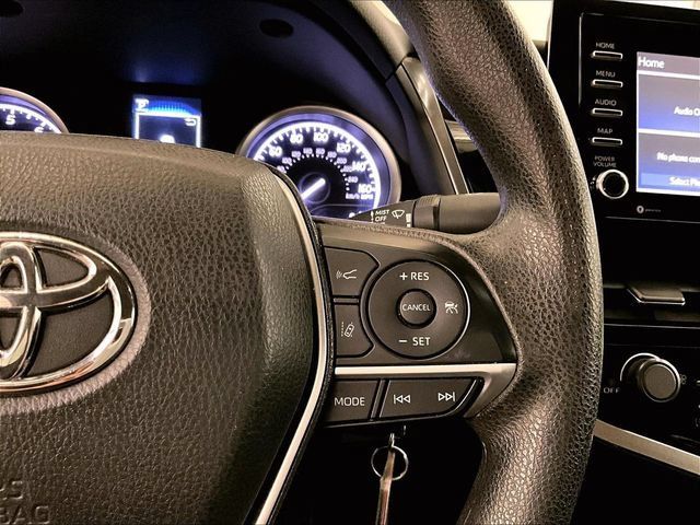 Used 2021 Toyota Camry LE FWD image 18