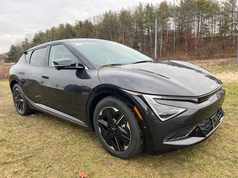 New 2025 Kia EV6 Wind image 5