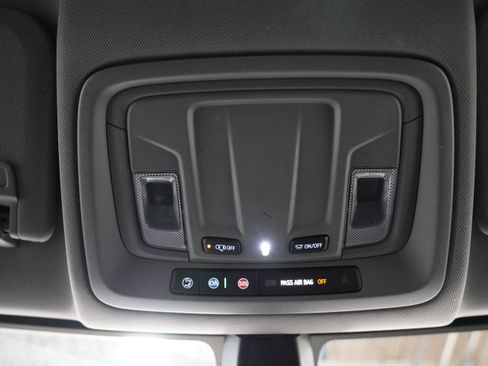 Used 2019 Chevrolet Silverado 1500 Custom w/ Custom Value Package image 28