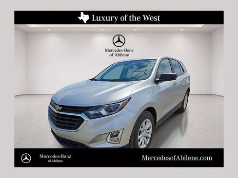 Used 2020 Chevrolet Equinox LS w/ LS Convenience Package FWD image 1