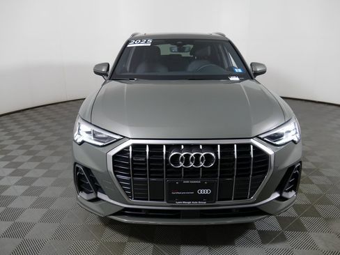 Certified 2025 Audi Q3 2.0T Premium Plus w/ Premium Plus Package image 8