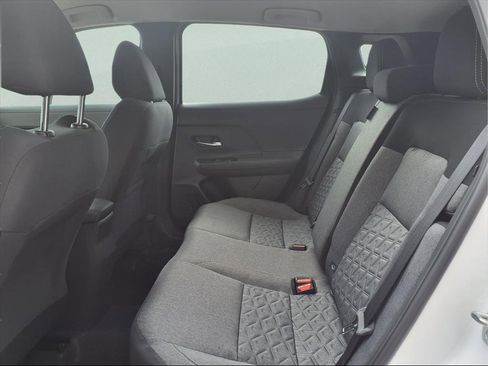 New 2026 Nissan Kicks SV image 11