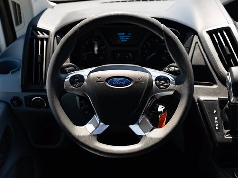 Used 2018 Ford Transit 350 XL RWD image 11