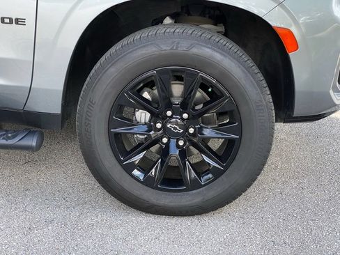 Used 2024 Chevrolet Tahoe Z71 w/ Luxury Package AWD/4WD image 35