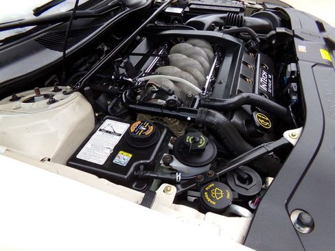 Used 2001 Lincoln Continental image 87