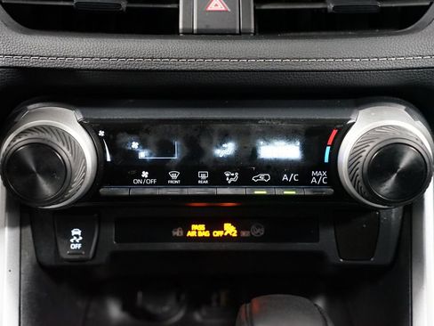 Certified 2023 Toyota RAV4 LE image 20