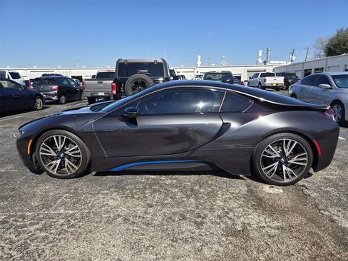 Used 2015 BMW i8 image 5