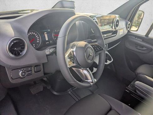 New 2026 Mercedes-Benz Sprinter 2500 image 3
