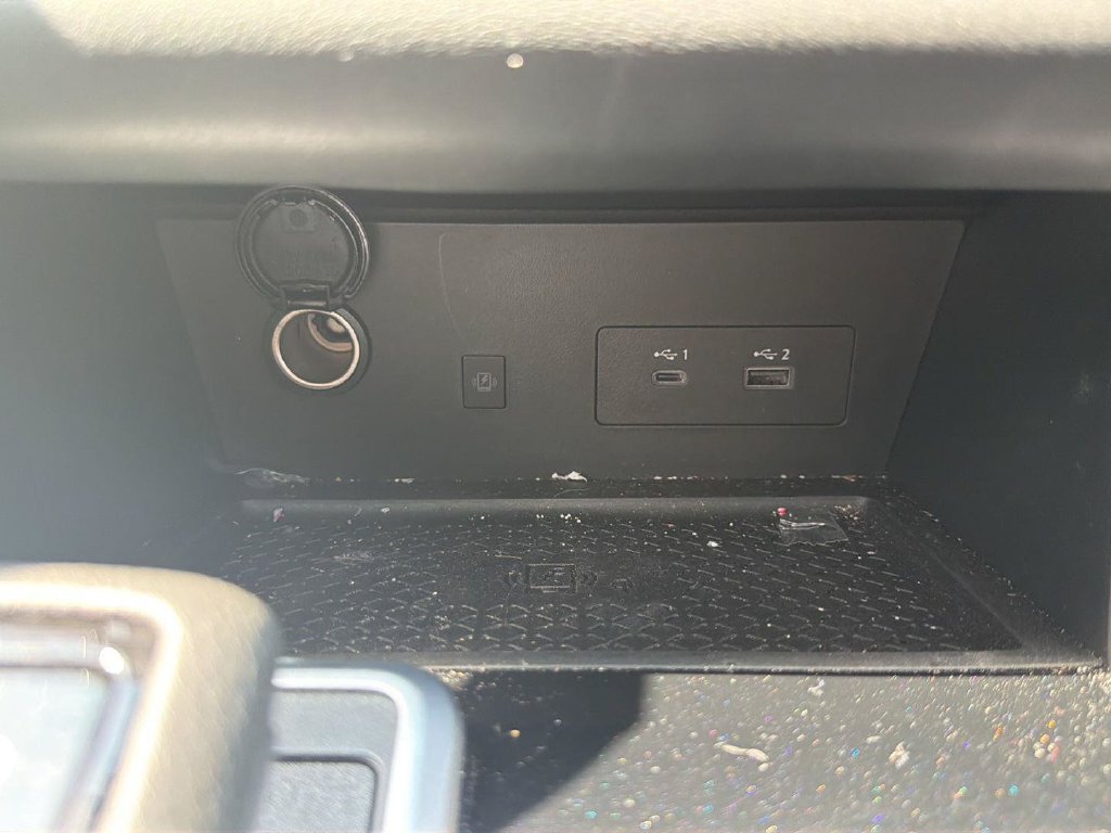 Used 2025 Nissan Pathfinder Platinum AWD/4WD image 23