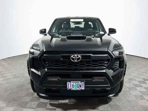 Certified 2025 Toyota Tacoma TRD Sport AWD/4WD image 2