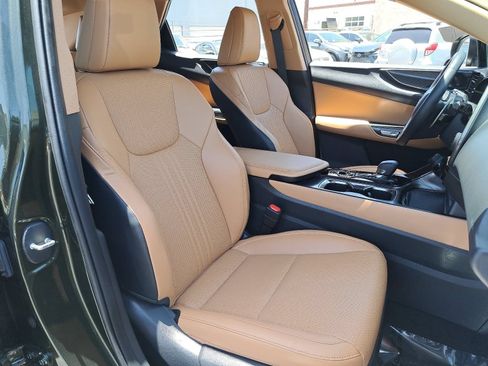 Used 2025 Lexus NX 250 FWD image 10