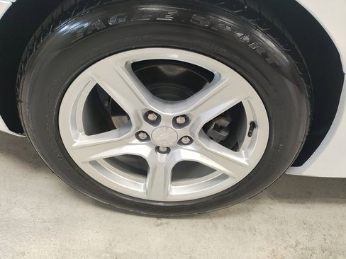 Certified 2023 Chevrolet Camaro LT image 6