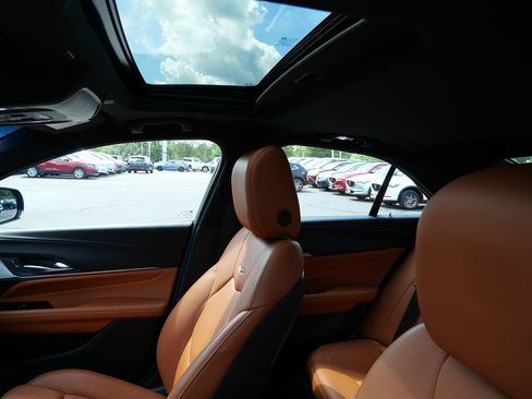 Used 2020 Cadillac CT4 Premium Luxury AWD/4WD image 11