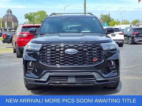 Certified 2025 Ford Explorer ST w/ Sun And Sound Package AWD/4WD image 9