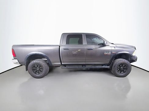 Used 2017 RAM 2500 Tradesman w/ Chrome Appearance Group AWD/4WD image 5