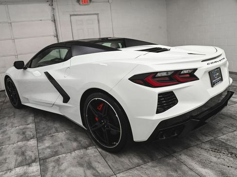 Used 2024 Chevrolet Corvette Stingray Convertible w/ 1LT image 9
