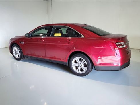 Used 2013 Ford Taurus SEL image 18