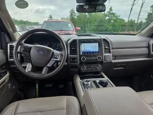 Used 2020 Ford Expedition XLT w/ Equipment Group 202A AWD/4WD image 5