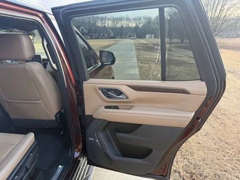 Used 2022 Chevrolet Tahoe Premier w/ Texas Edition image 22