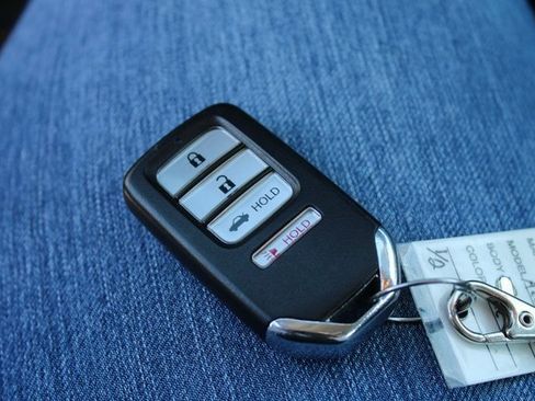 Used 2019 Honda Accord Sport image 25