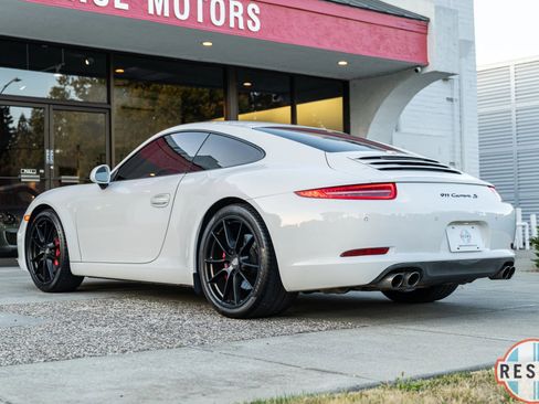 Used 2012 Porsche 911 Carrera S w/ Premium Pkg image 4
