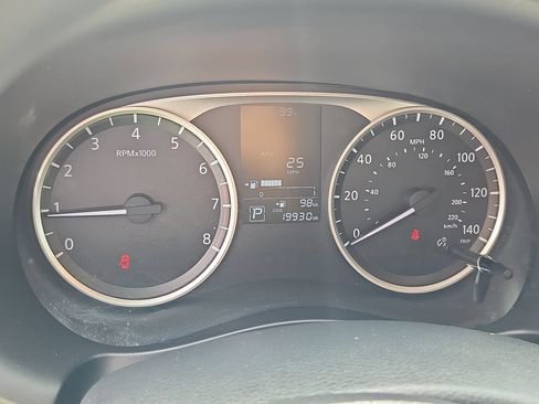 Used 2023 Nissan Kicks S FWD image 11