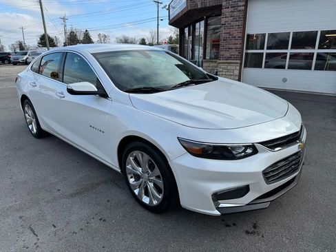Used 2018 Chevrolet Malibu Premier image 18