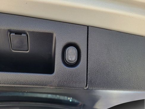 Used 2016 Chevrolet Tahoe LT image 6