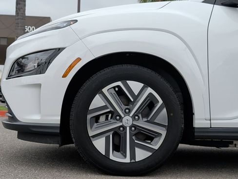 Certified 2023 Hyundai Kona SE FWD image 25