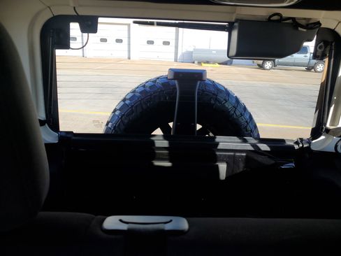 Used 2015 Jeep Wrangler Unlimited Sport w/ Quick Order Package 24S image 14