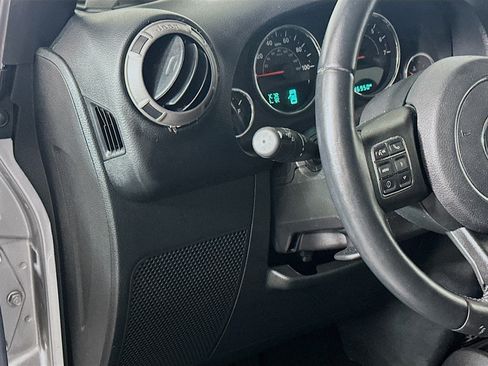 Used 2016 Jeep Wrangler Sport w/ Quick Order Package 24S AWD/4WD image 16