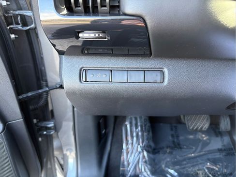 Certified 2023 Nissan Pathfinder S FWD image 15