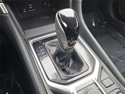 Used 2019 Subaru Forester Limited image 33